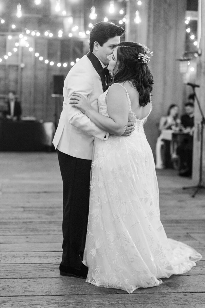 Classic New England Fall Wedding at Stonover Farm